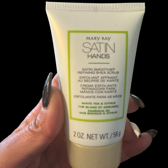 Mary Kay Satin Hand Trio Travel set - Picture 2 of 7